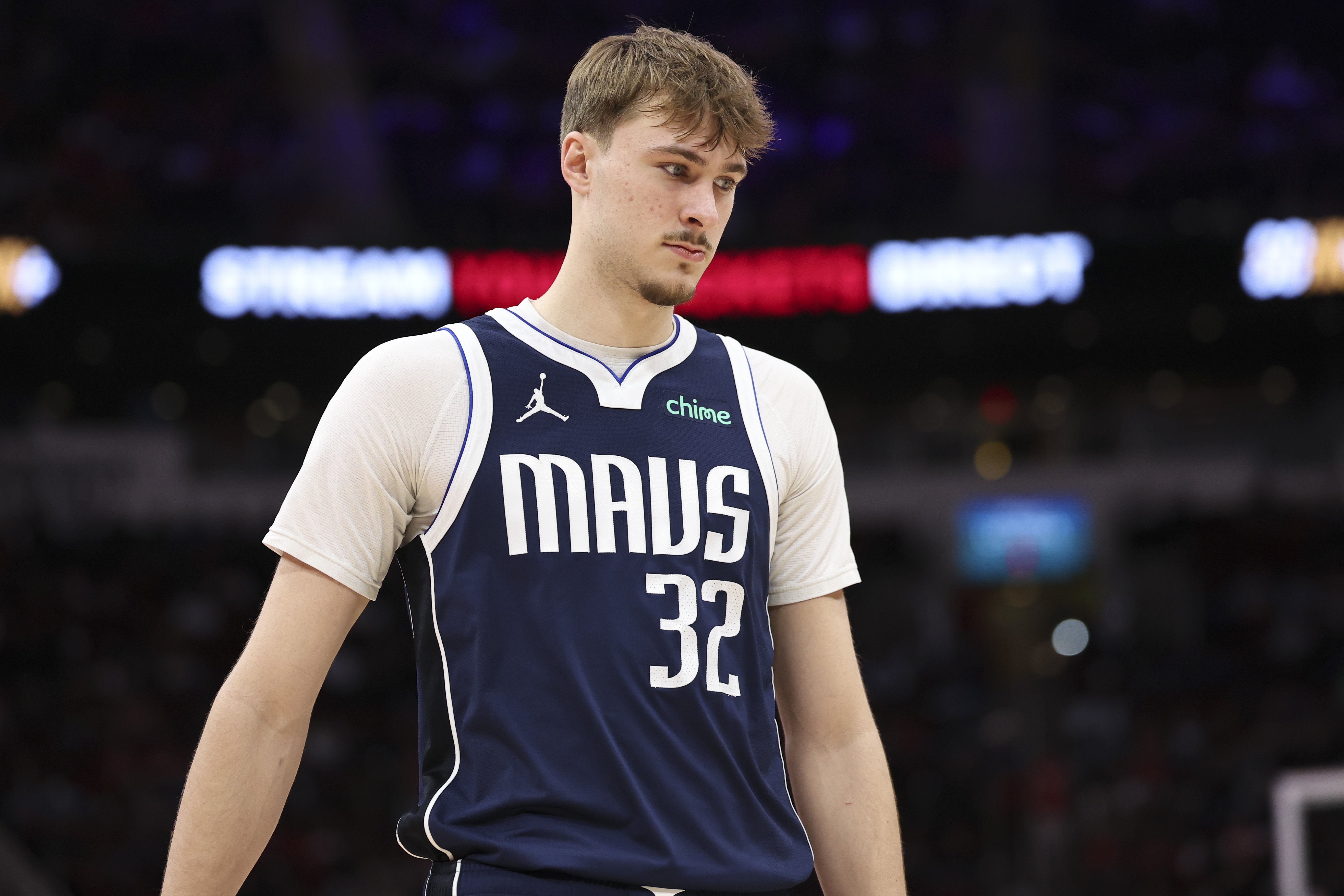 中欧体育数据-新秀入选全明星正赛有多难？近50年仅13人 乔丹姚明领衔 现役0人